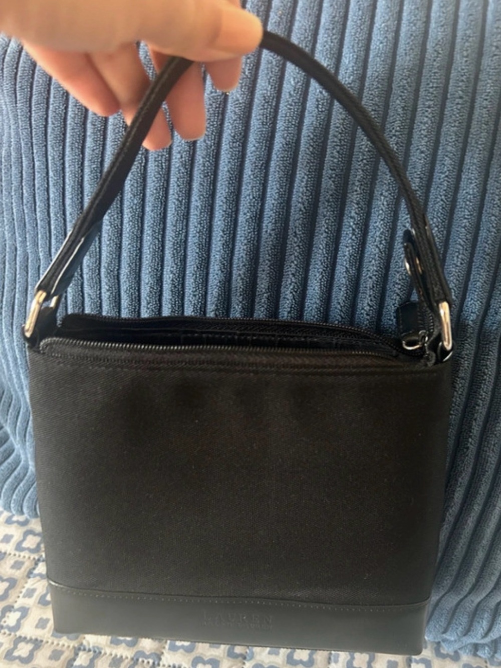 1990’s Ralph Lauren Small Black Nylon & Leather Trim Tote! So chic & cute!🥰 - Picture 3 of 4
